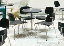 DCM - C&R Eames - 1945-1946 - Vitra